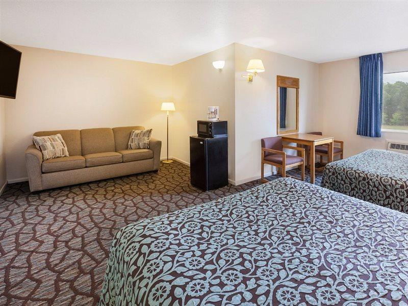 Baymont By Wyndham Manistee